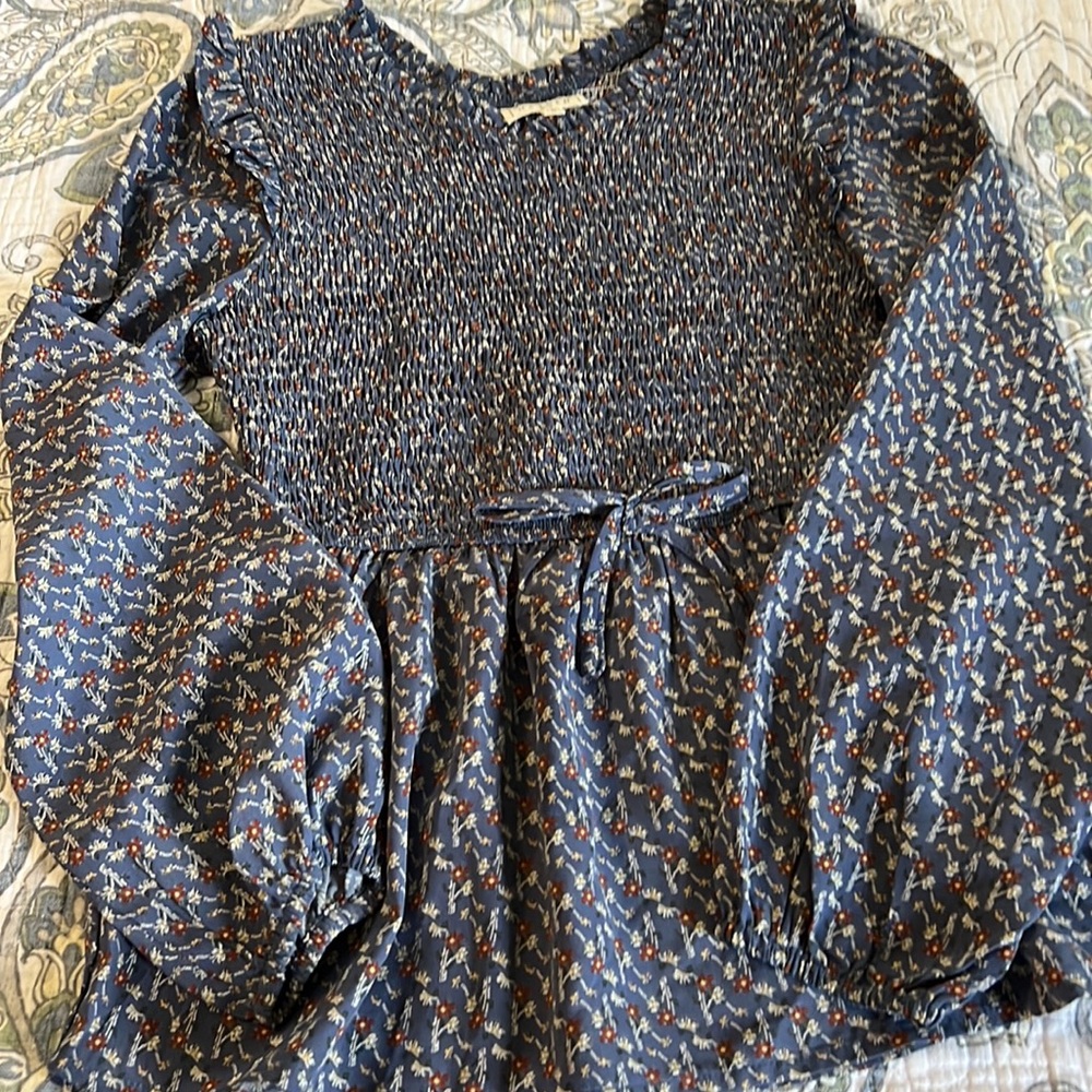 Hayden Girls blouse, size L.